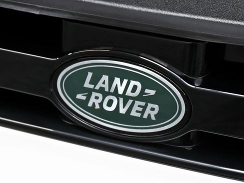 Used 2025 Land Rover Defender 110 S image 87