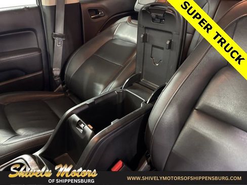 Used 2017 GMC Canyon SLT w/ Driver Alert Package image 22