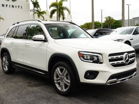 Used 2023 Mercedes-Benz GLB 250 image 12