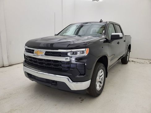 New 2026 Chevrolet Silverado 1500 LT image 18