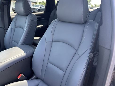 Certified 2023 Buick Enclave Essence w/ Experience Buick Package image 11