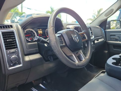 Used 2021 RAM 1500 Classic SLT AWD/4WD image 8