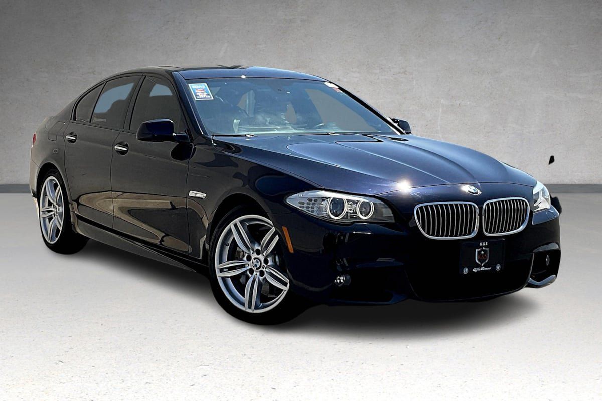 Used 2013 BMW 535i Sedan RWD image 2