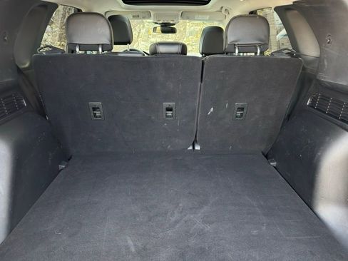 Certified 2022 Ford Escape Titanium w/ Class II Trailer Tow Package image 10