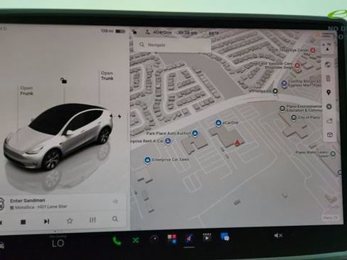 Used 2022 Tesla Model Y Long Range AWD/4WD image 47