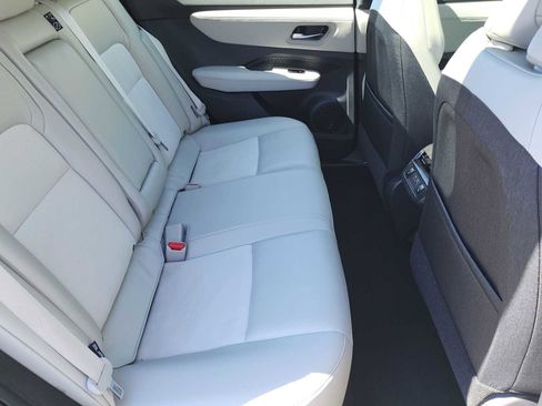 Used 2024 Nissan Ariya EVOLVE+ image 17