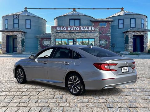Used 2019 Honda Accord EX image 3