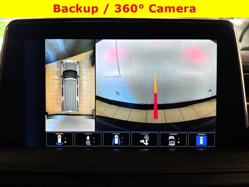 Used 2022 Chevrolet Tahoe Z71 w/ Luxury Package AWD/4WD image 19