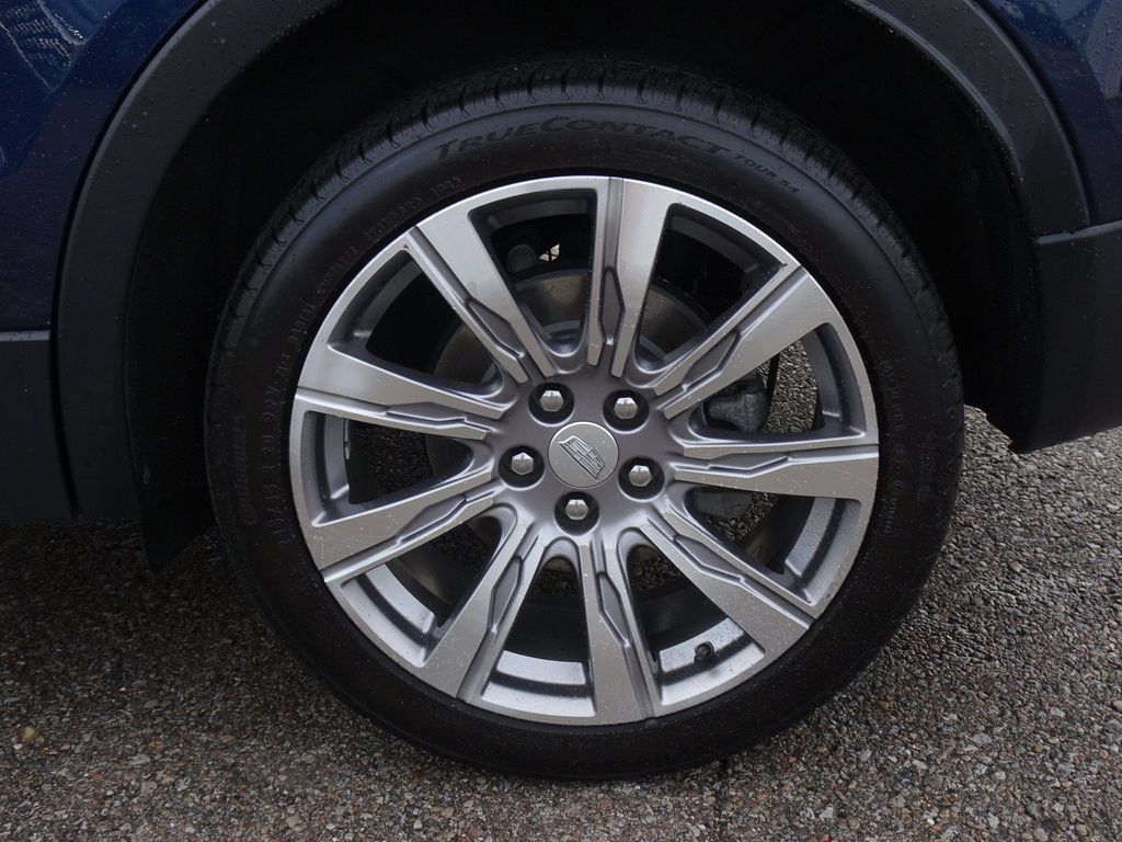 Used 2019 Cadillac XT4 Premium Luxury FWD image 27