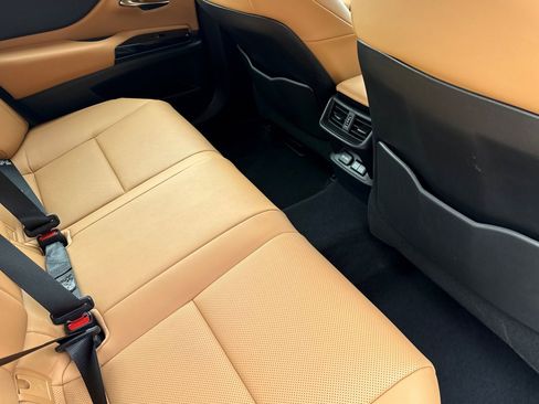 Certified 2025 Lexus ES 300h w/ Premium Package FWD image 30