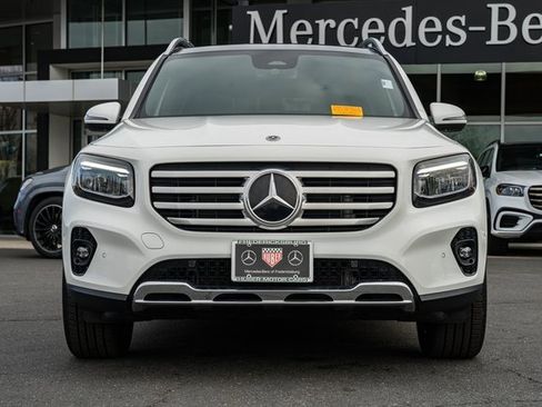 Certified 2024 Mercedes-Benz GLB 250 4MATIC w/ Winter Heating Package image 2