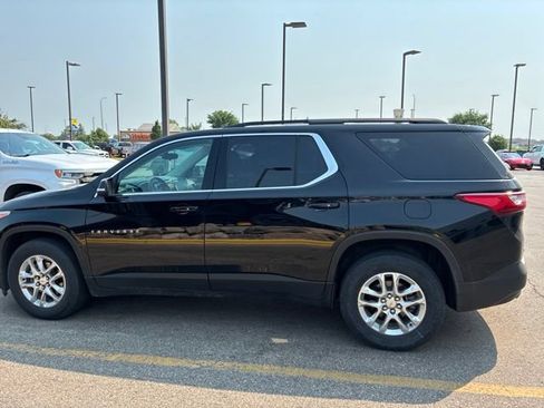 Used 2021 Chevrolet Traverse LT w/ LPO, Floor Liner Package AWD/4WD image 4