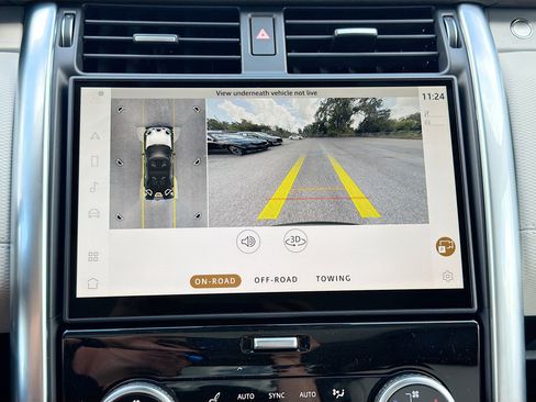 New 2026 Land Rover Discovery Dynamic SE AWD/4WD image 35