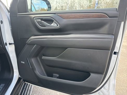 Used 2024 Chevrolet Tahoe High Country image 36