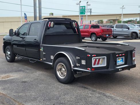 Used 2010 Chevrolet Silverado 3500 LTZ AWD/4WD image 3