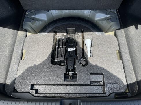 Used 2023 Honda Accord EX image 30