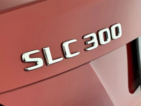 Certified 2019 Mercedes-Benz SLC 300 image 20