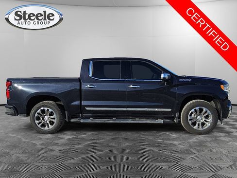 Used 2023 Chevrolet Silverado 1500 High Country w/ Technology Package image 6
