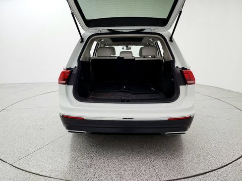 Used 2021 Volkswagen Tiguan SE w/ Panoramic Sunroof Package AWD/4WD image 15
