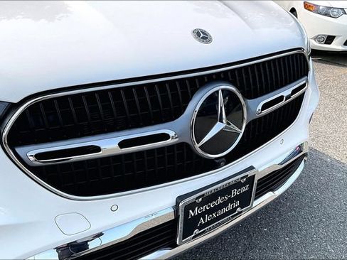 Used 2026 Mercedes-Benz GLC 300 4MATIC image 26