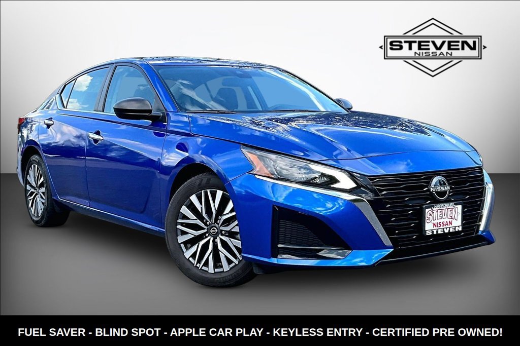 Certified 2025 Nissan Altima 2.5 SV FWD image 1