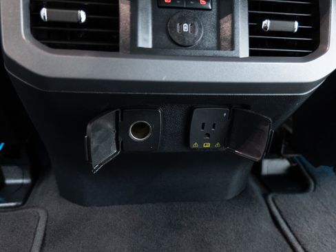 Used 2024 Ford F250 Lariat image 37