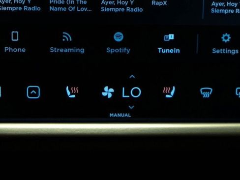 Used 2015 Tesla Model S 85D image 23