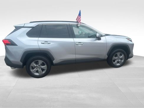 Used 2024 Toyota RAV4 XLE AWD/4WD image 28