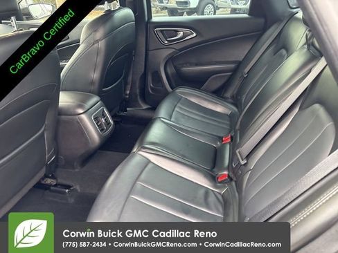 Used 2017 Chrysler 200 Limited Platinum w/ Comfort & Convenience Group image 23