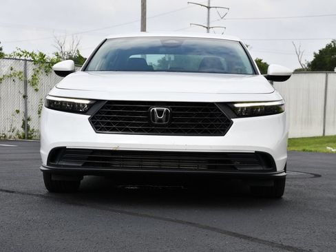 Used 2023 Honda Accord LX image 2
