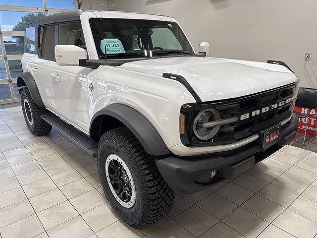 Used 2023 Ford Bronco Outer Banks w/ Sasquatch Package AWD/4WD image 5