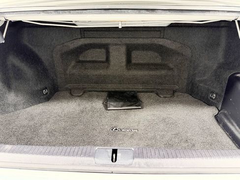 Used 2014 Lexus ES 300h w/ Luxury Package w/Bamboo Trim FWD image 13