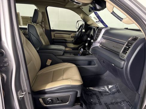 Used 2019 RAM 1500 Limited AWD/4WD image 34