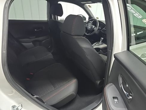 Certified 2024 Honda HR-V Sport image 19