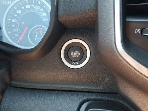 Used 2021 RAM 1500 Big Horn AWD/4WD image 25
