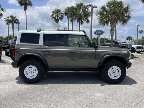 Used 2026 Ford Bronco Heritage Edition AWD/4WD image 2