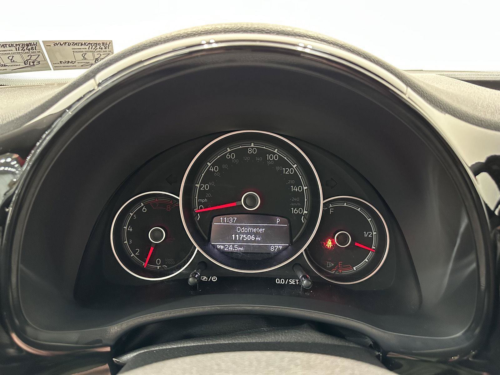 Used 2019 Volkswagen Beetle 2.0T FWD image 16