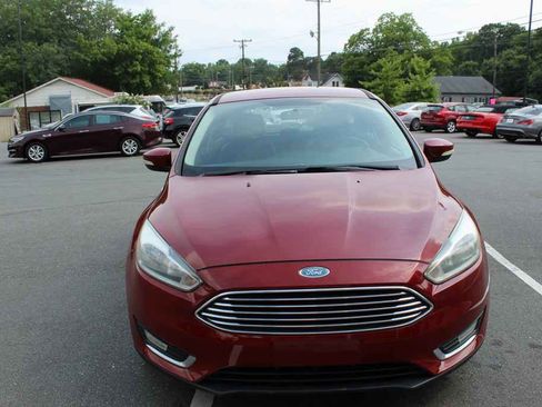 Used 2015 Ford Focus Titanium FWD image 2