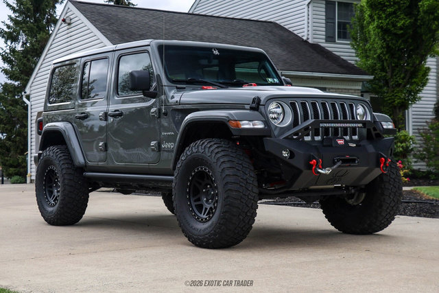 Used 2022 Jeep Wrangler Unlimited Sahara w/ Cold Weather Group AWD/4WD image 12