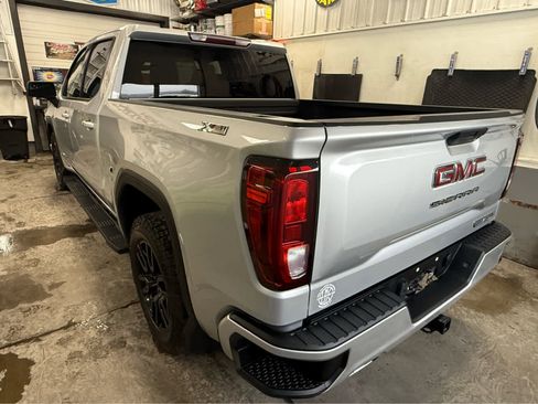 Used 2021 GMC Sierra 1500 Elevation w/ X31 Off-Road Package image 7