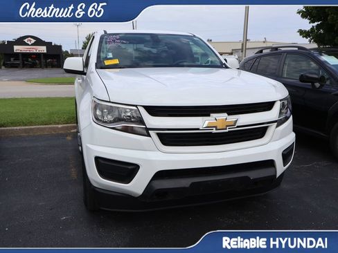 Used 2017 Chevrolet Colorado W/T w/ Custom Special Edition AWD/4WD image 3