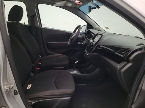 Used 2021 Chevrolet Spark LT FWD image 21