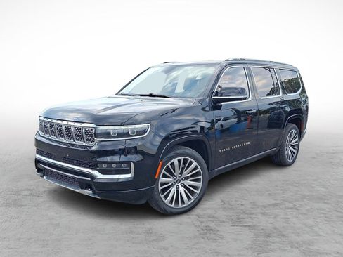 Used 2024 Jeep Grand Wagoneer Series III w/ Rear Seat Video Group 1 AWD/4WD image 1