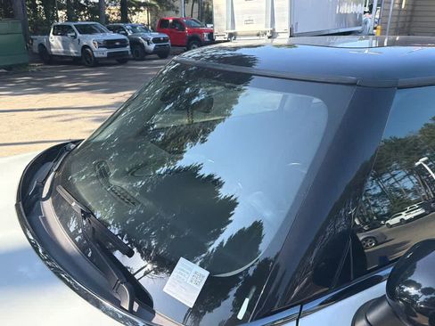 Used 2017 MINI Cooper S FWD image 10