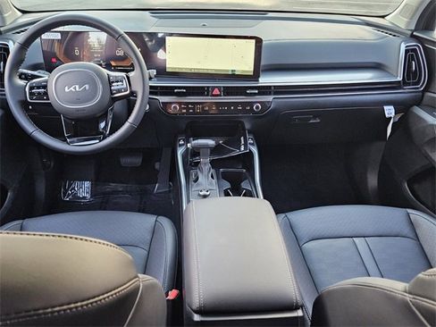 New 2025 Kia Sorento S w/ Panoramic Sunroof Package image 7