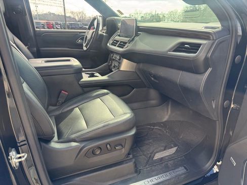 Used 2021 Chevrolet Tahoe Z71 w/ Z71 Signature Package image 21