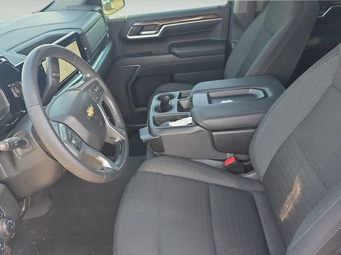 Used 2022 Chevrolet Silverado 1500 LT AWD/4WD image 14