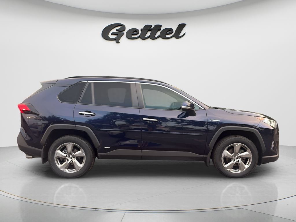 Used 2019 Toyota RAV4 Limited AWD/4WD image 4