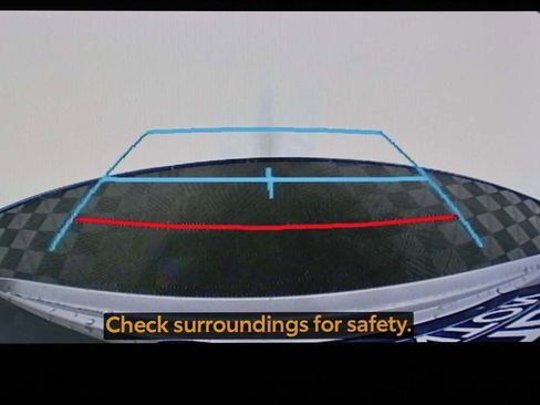 Used 2024 Toyota Highlander LE image 42