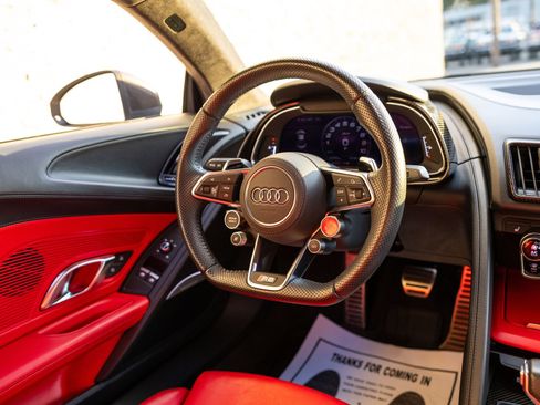 Used 2018 Audi R8 V10 plus image 40